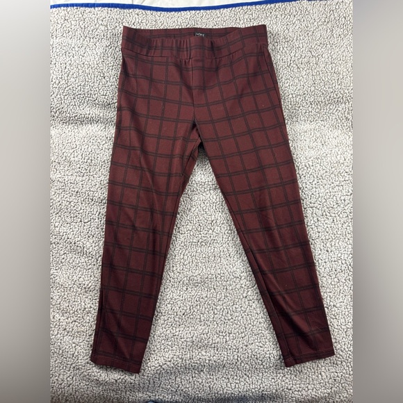 LOFT Women's Black, Red, and Gray Leggings size 12/L - Picture 6 of 15